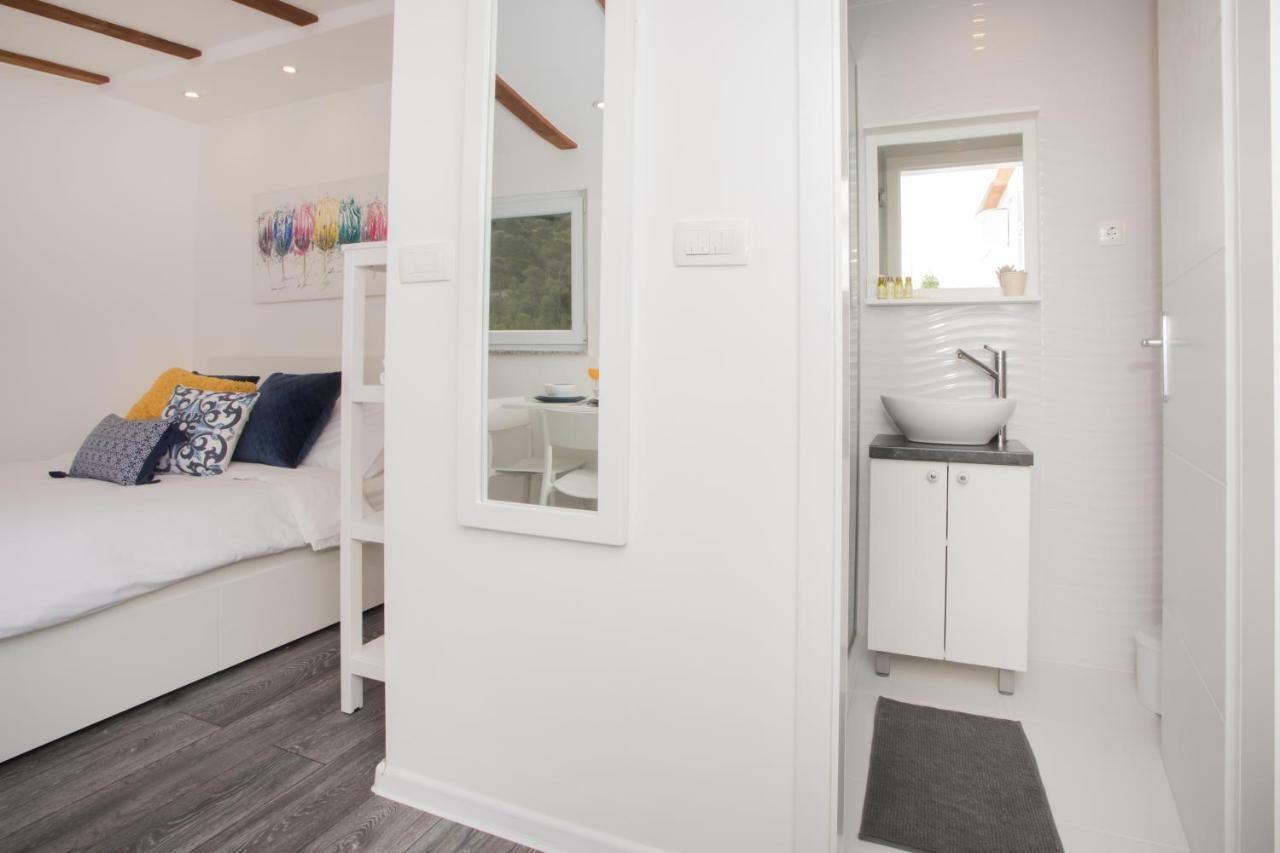 Studio Apartment Skatula Skradin Zewnętrze zdjęcie
