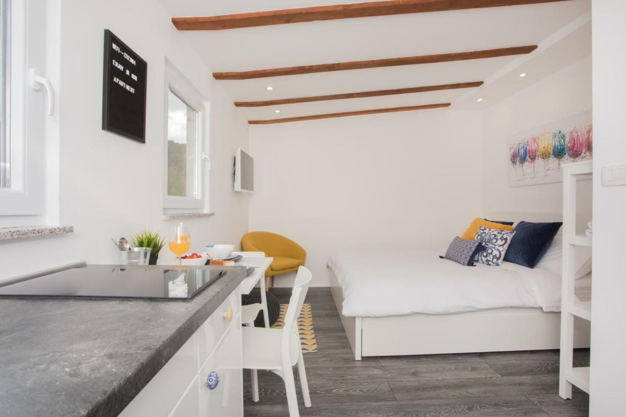 Studio Apartment Skatula Skradin Zewnętrze zdjęcie